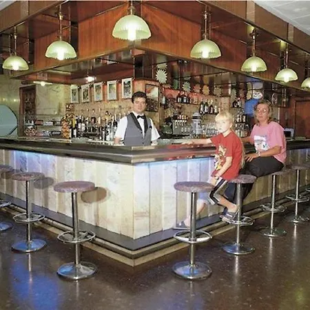 Готель Continental