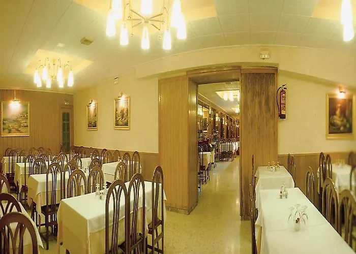 Continental Hotel 2*