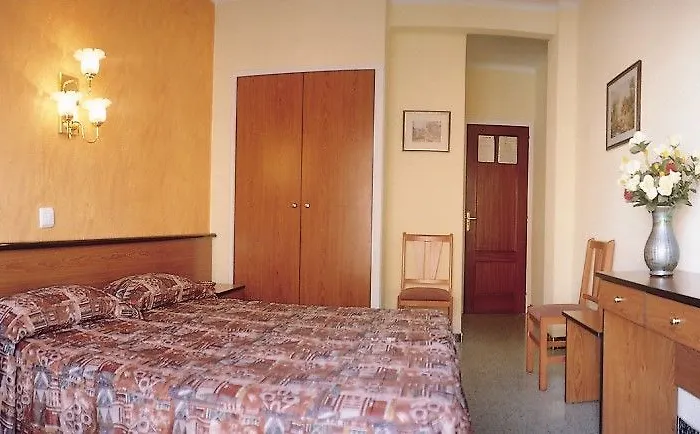 Hotel Continental 2*